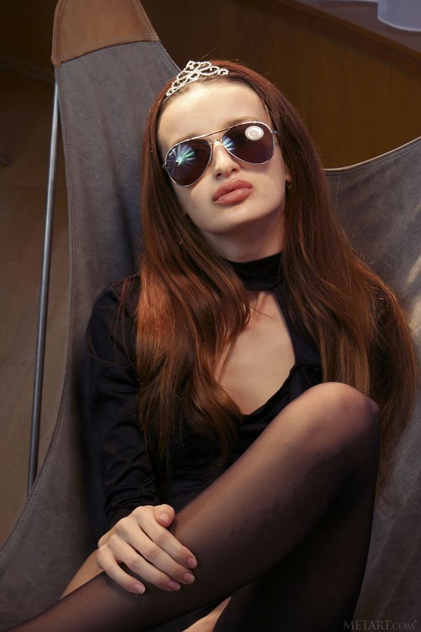 Лариса, 19 лет, 7 размер груди